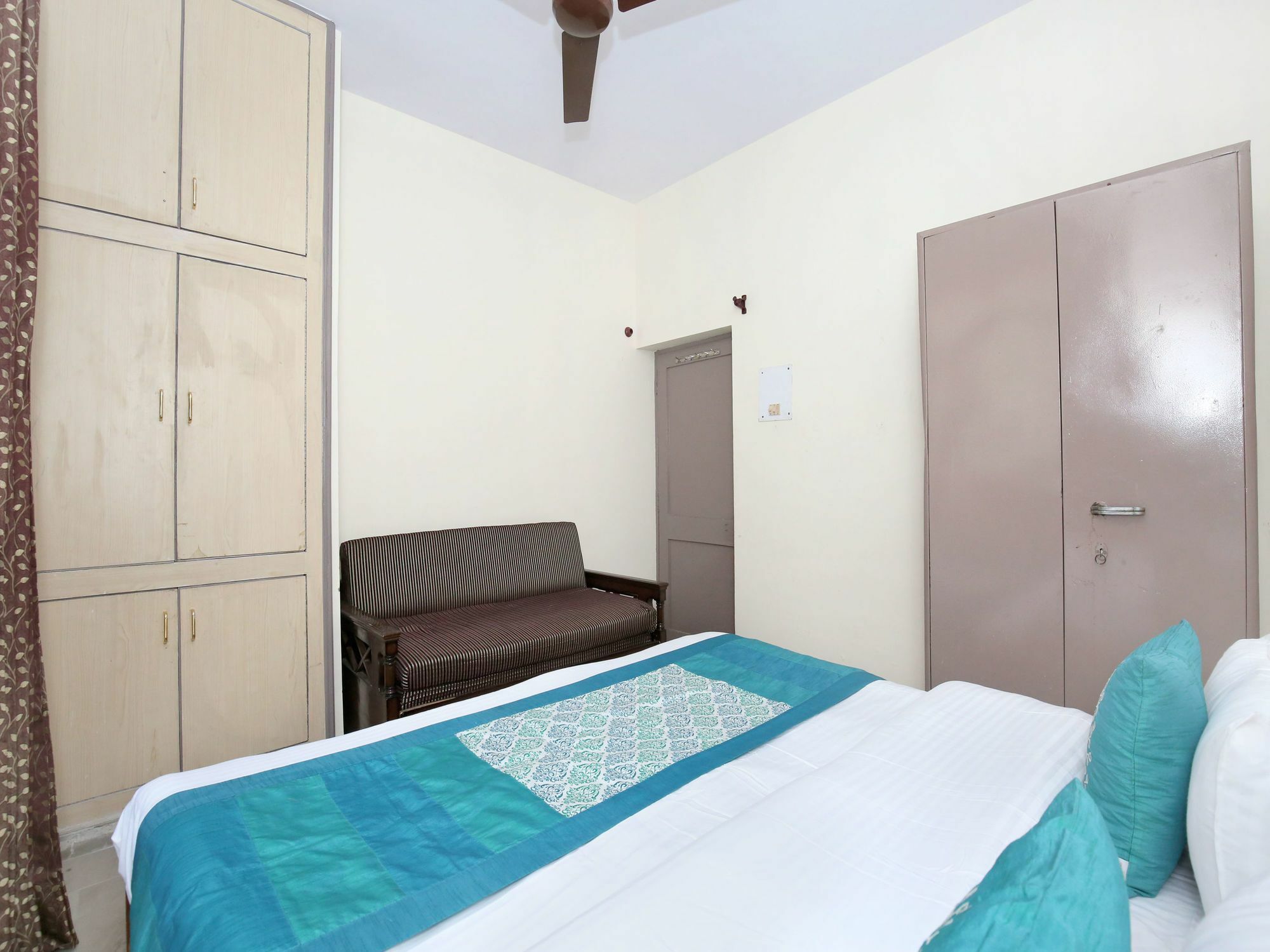Elegant 3Bhk Abode In Shoghi, Shimla Lejlighed Eksteriør billede