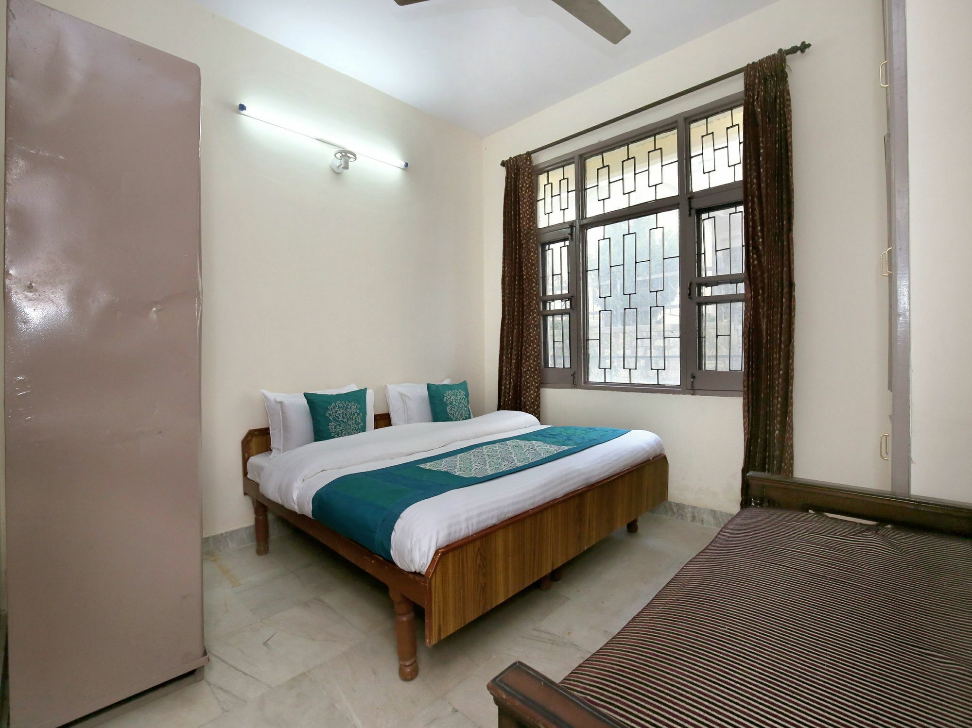 Elegant 3Bhk Abode In Shoghi, Shimla Lejlighed Eksteriør billede